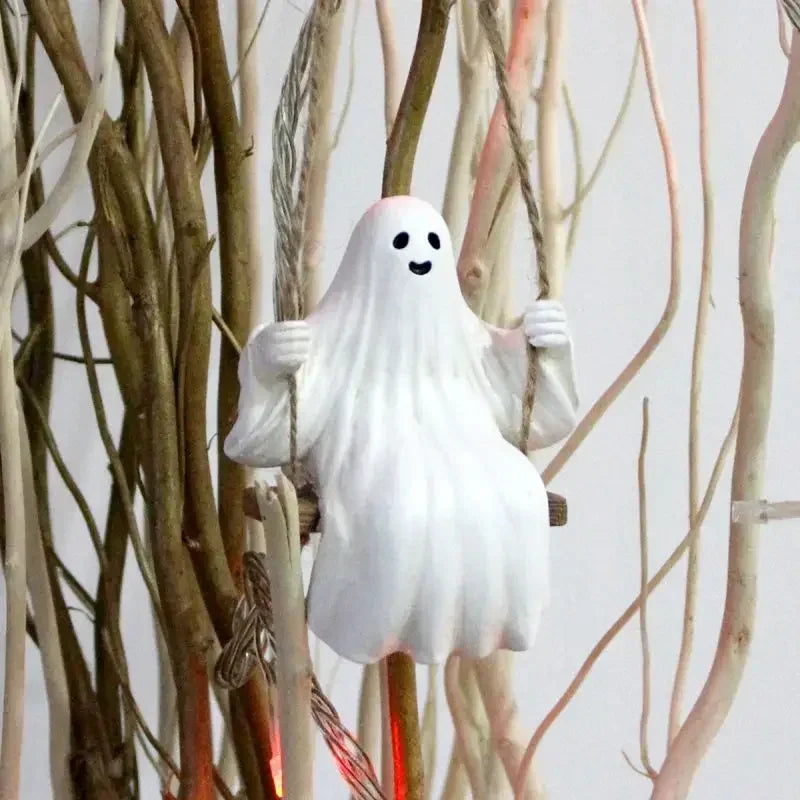 Thompson Patch™ Ghost Swing – Handmade Halloween Figurine